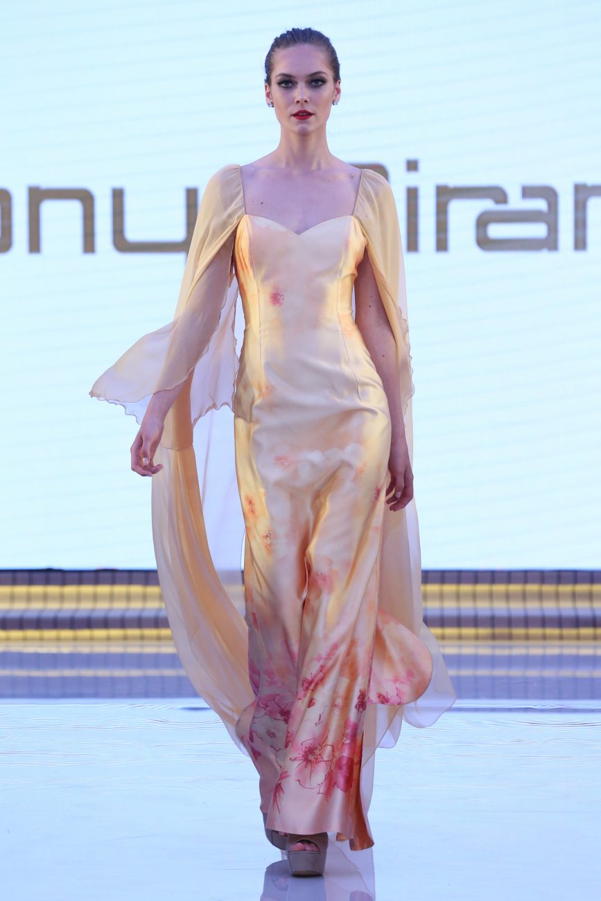 Tony Miranda
Resort Fall Winter 2018 Collection
Dubai Fashion Week
