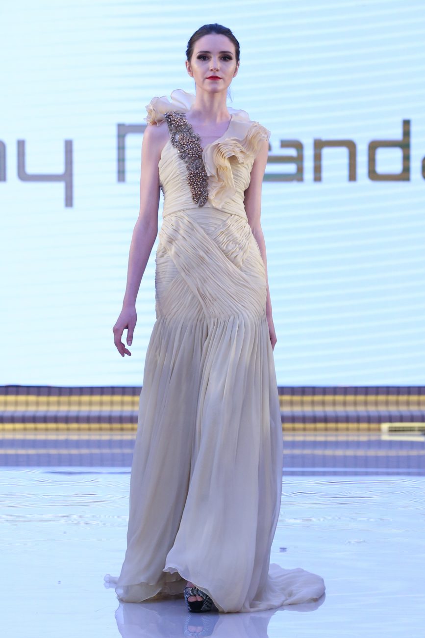 Tony Miranda
Resort Fall Winter 2018 Collection
Dubai Fashion Week