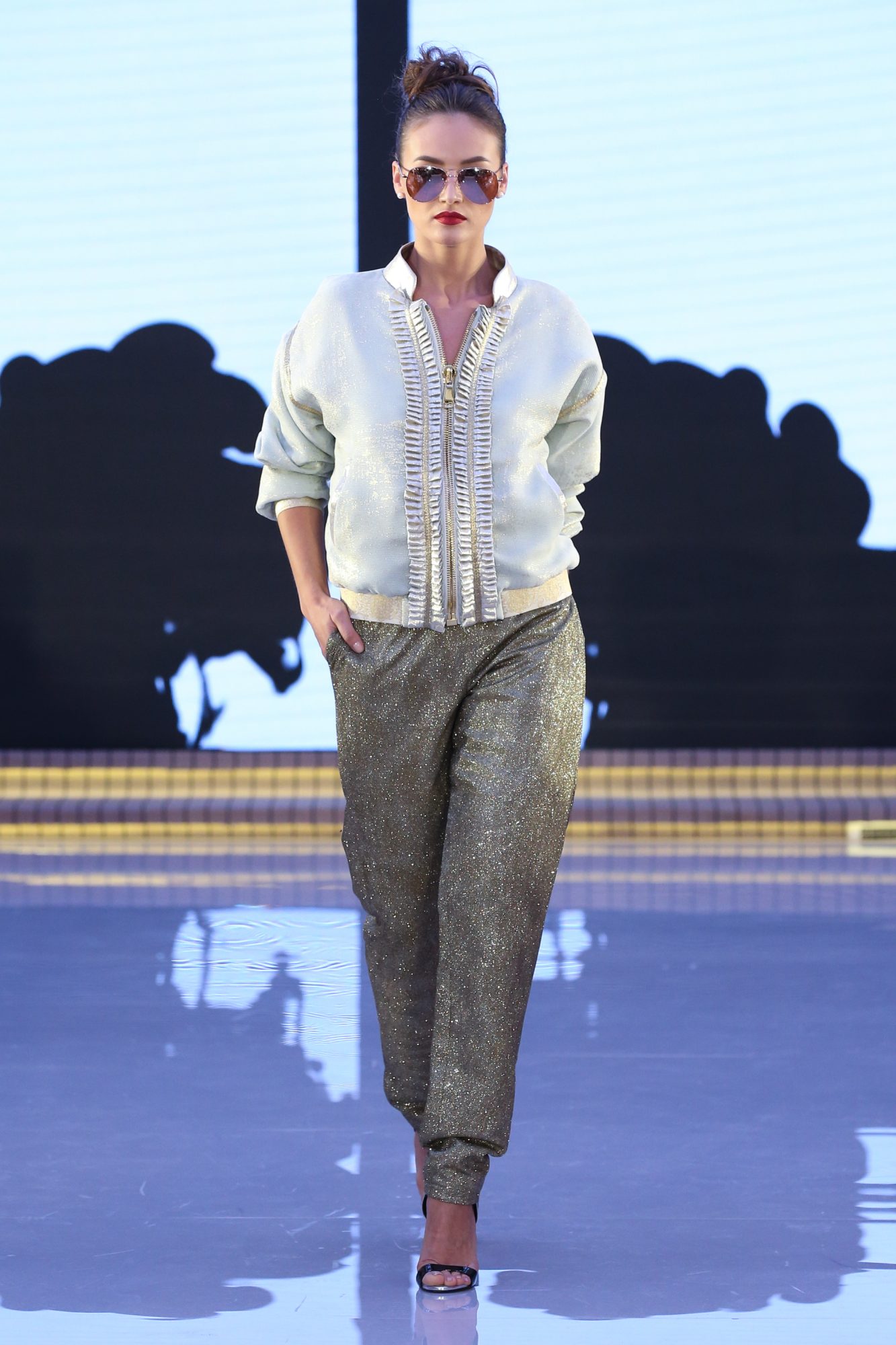 Aram Designs
Ready Couture Fall Winter 2018 Collection
Dubai Fashion Week