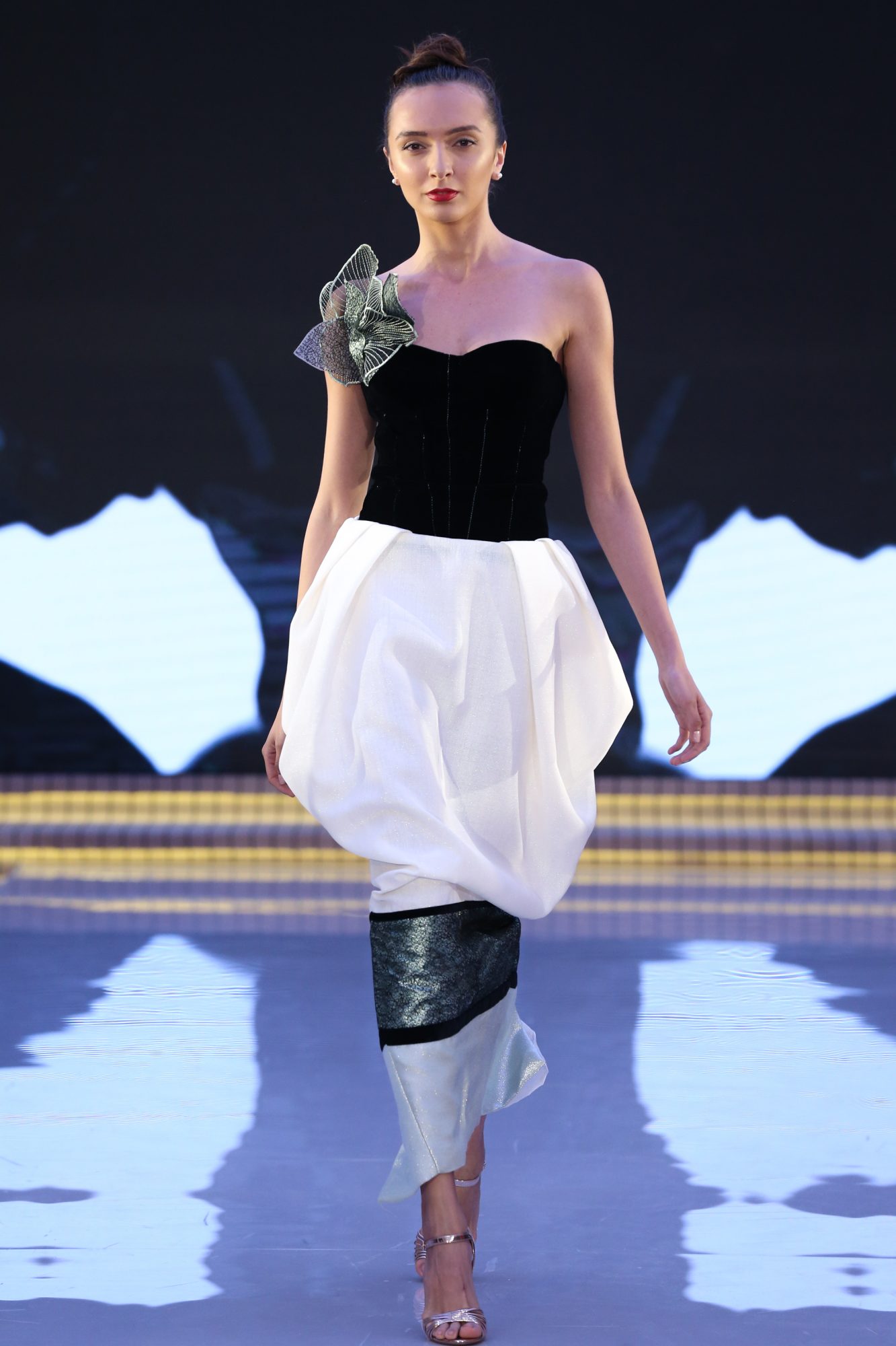 Aram Designs
Ready Couture Fall Winter 2018 Collection
Dubai Fashion Week