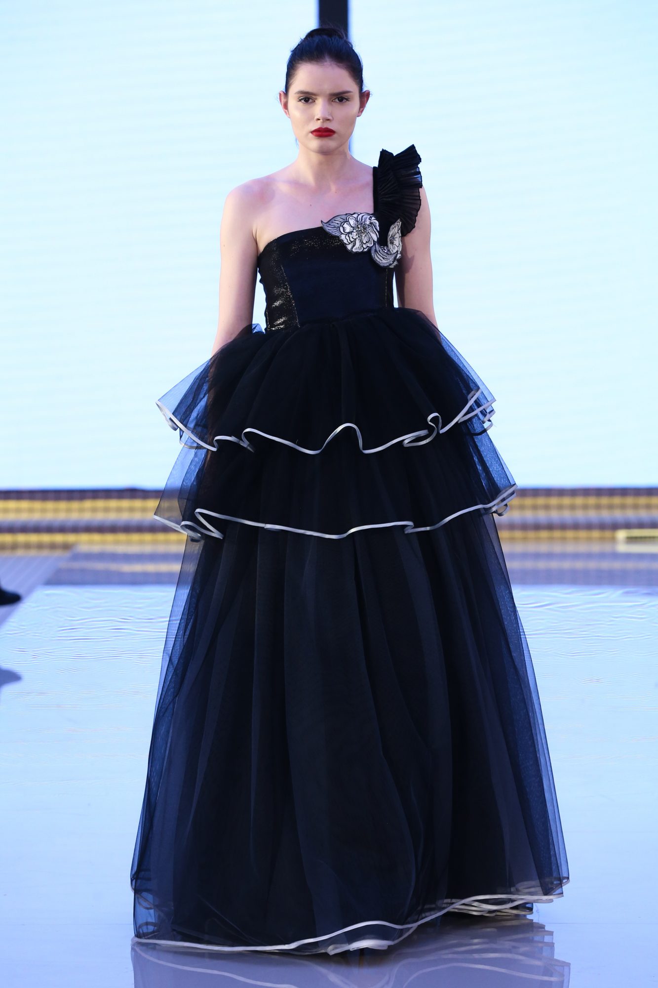 Aram Designs
Ready Couture Fall Winter 2018 Collection
Dubai Fashion Week