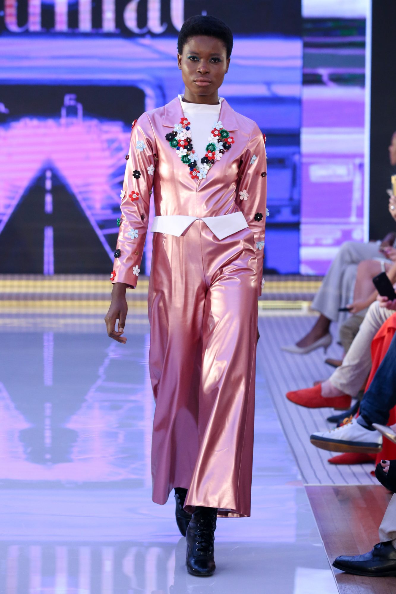 Fllumae
Ready Couture Fall Winter 2018 Collection
Dubai Fashion Week