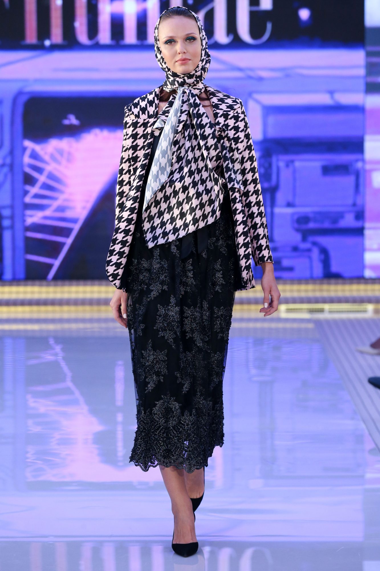 Fllumae
Ready Couture Fall Winter 2018 Collection
Dubai Fashion Week