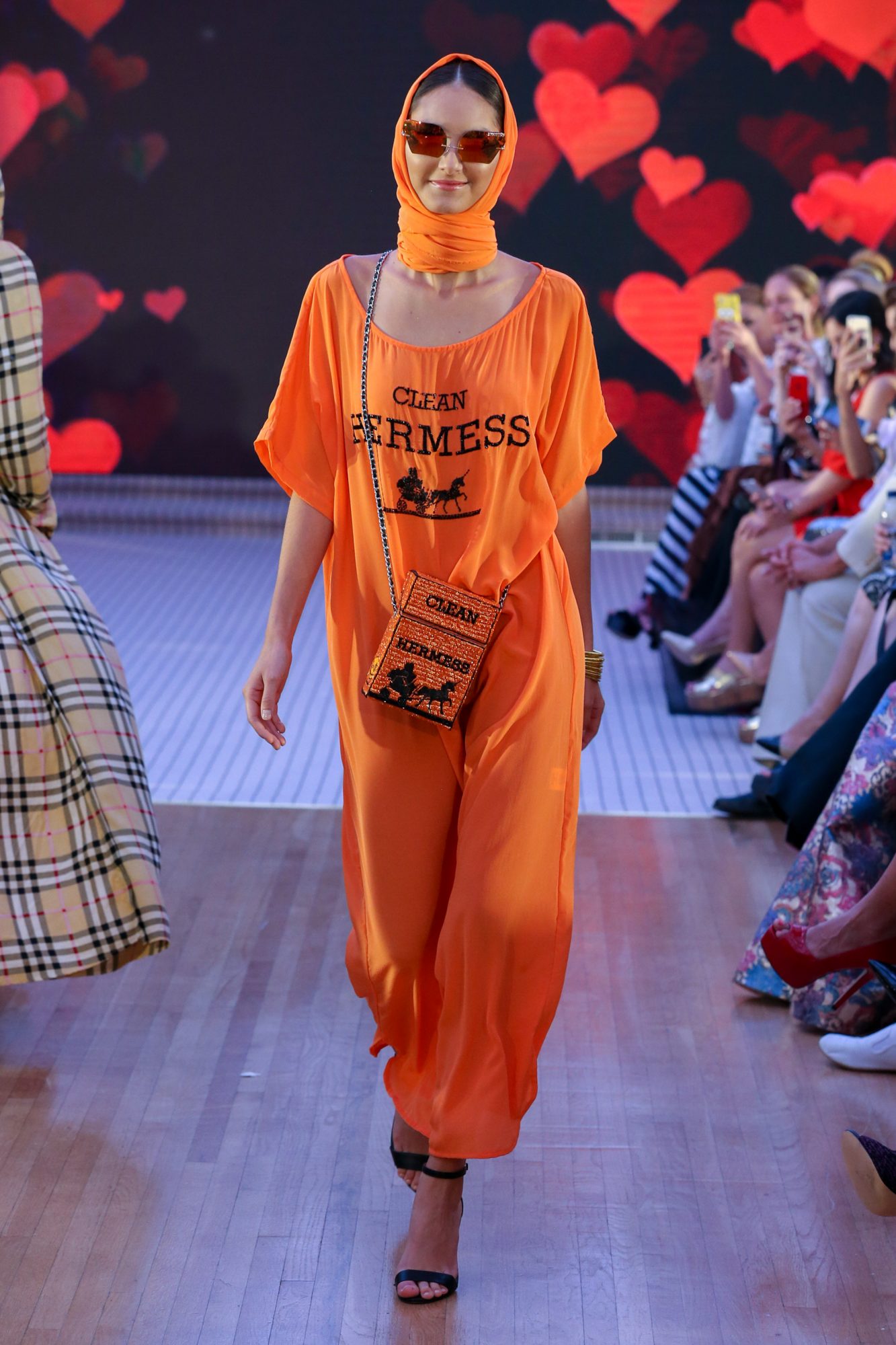 House Of Muamua
Resort Fall Winter 2018 Collection
Dubai Fashion Week