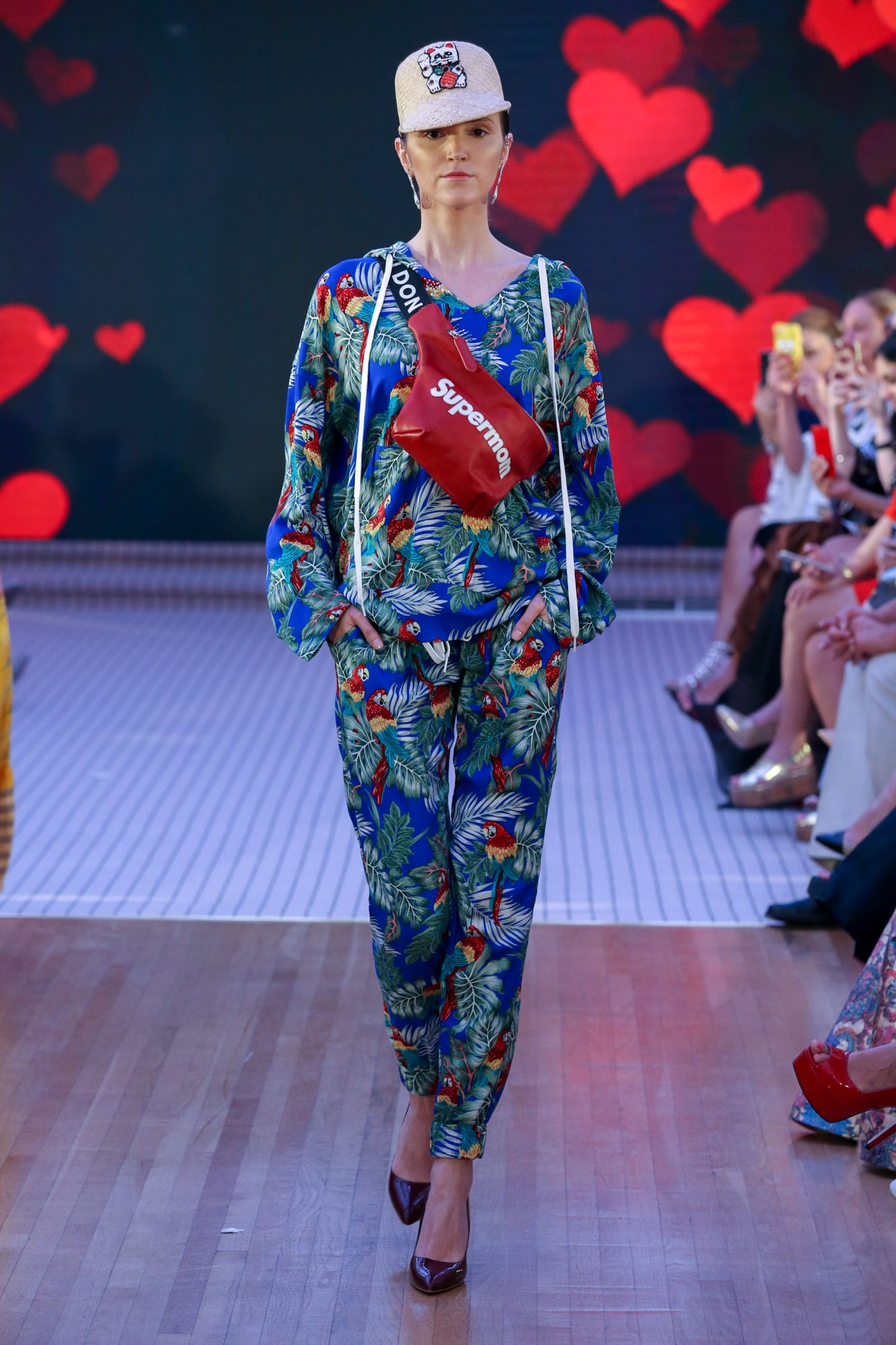 House Of Muamua
Resort Fall Winter 2018 Collection
Dubai Fashion Week