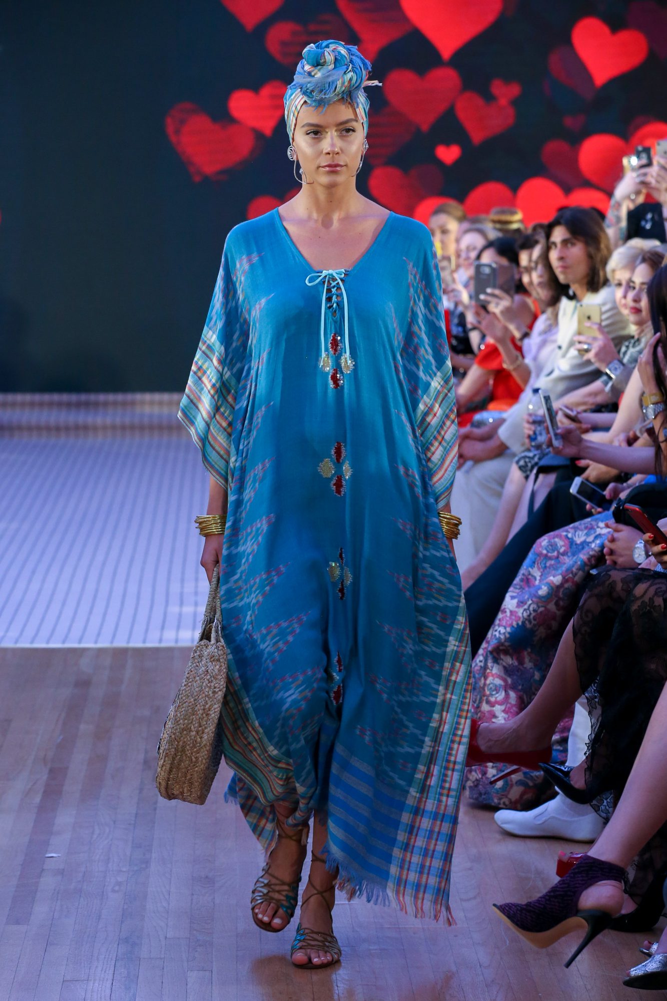 House Of Muamua
Resort Fall Winter 2018 Collection
Dubai Fashion Week