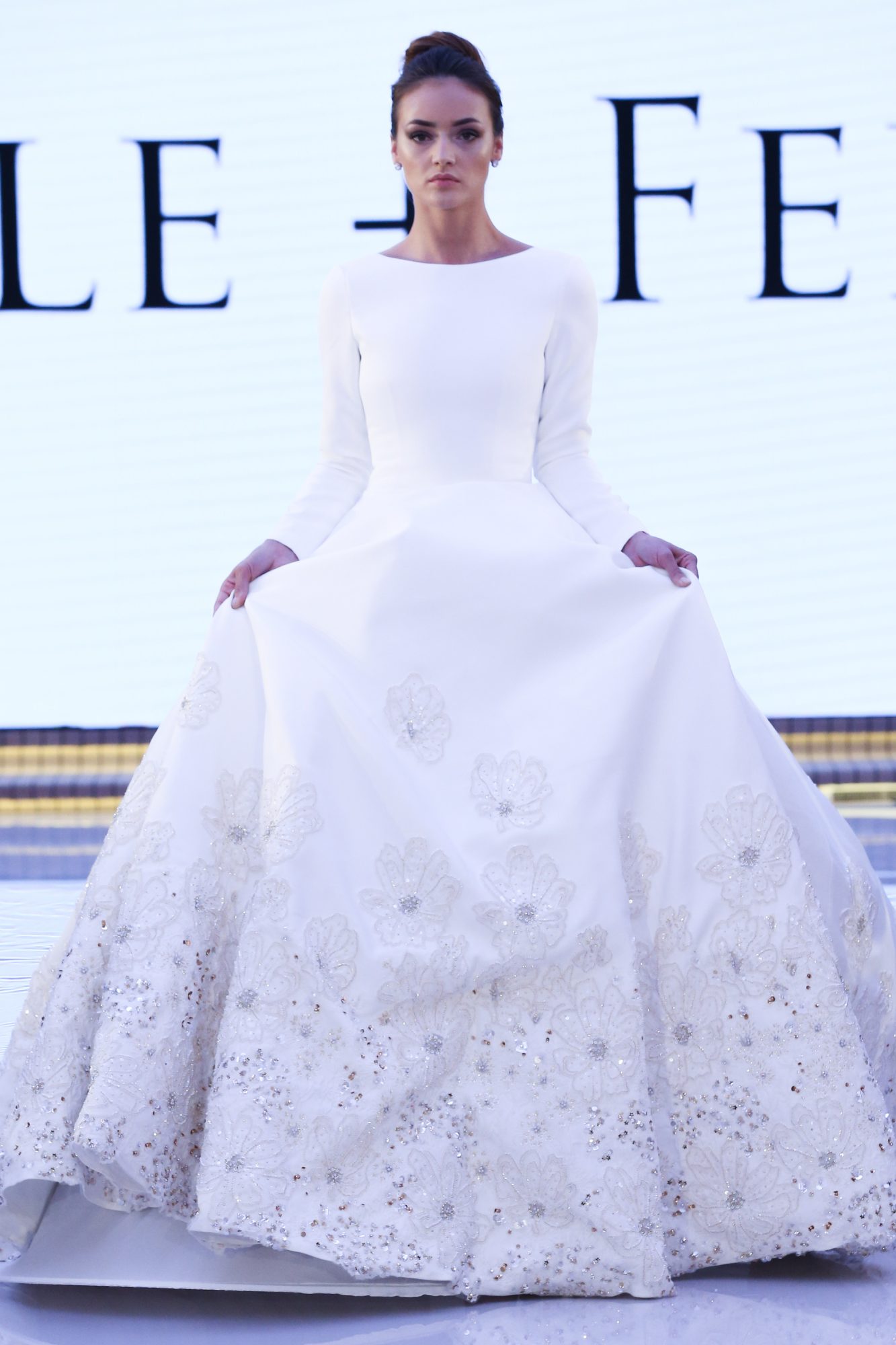Nicole Felicia
Resort Fall Winter 2018 Collection
Dubai Fashion Week
