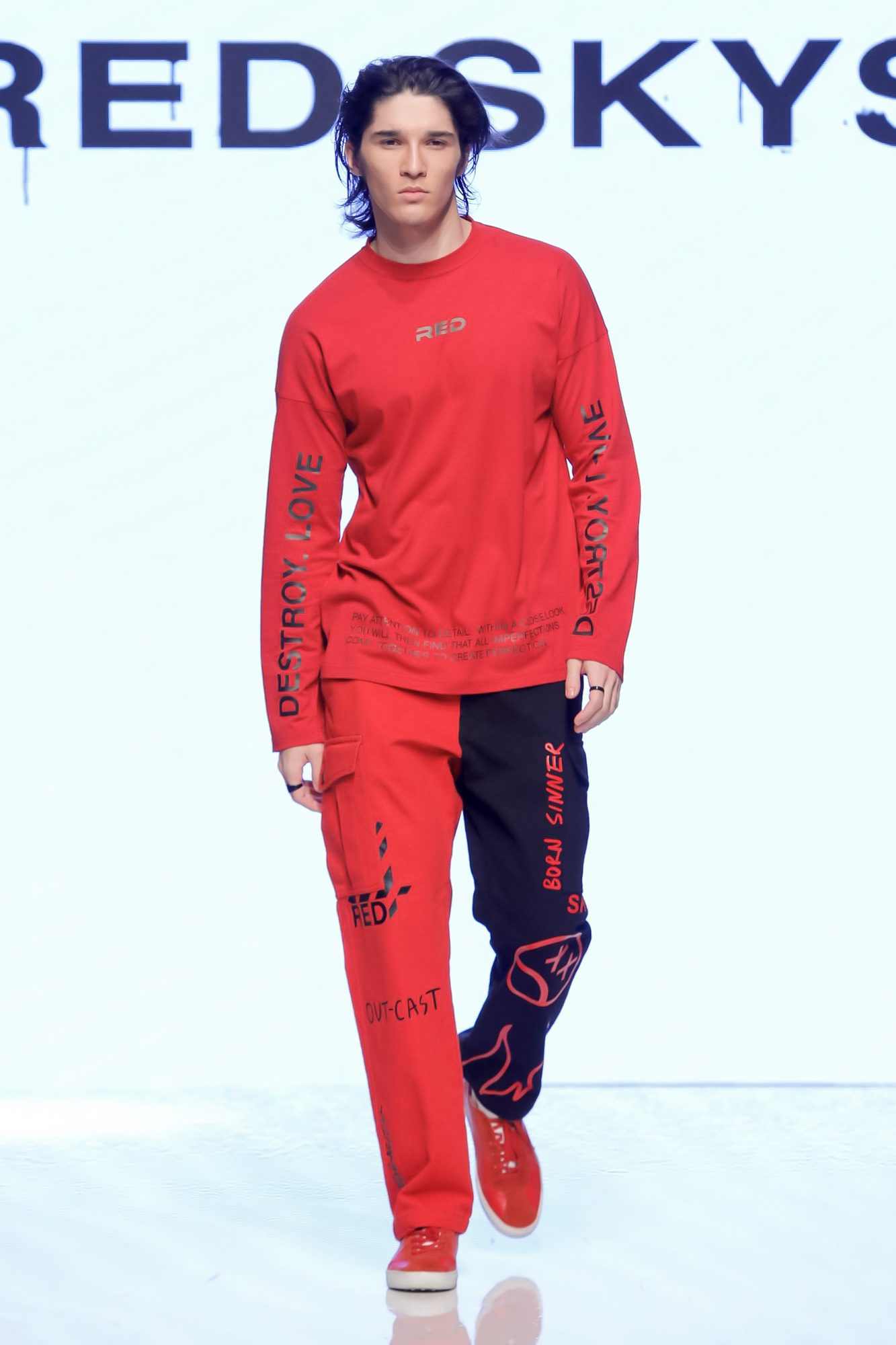 Red Skys Resort 2020 Collection Arab Fashion Week in Dubai