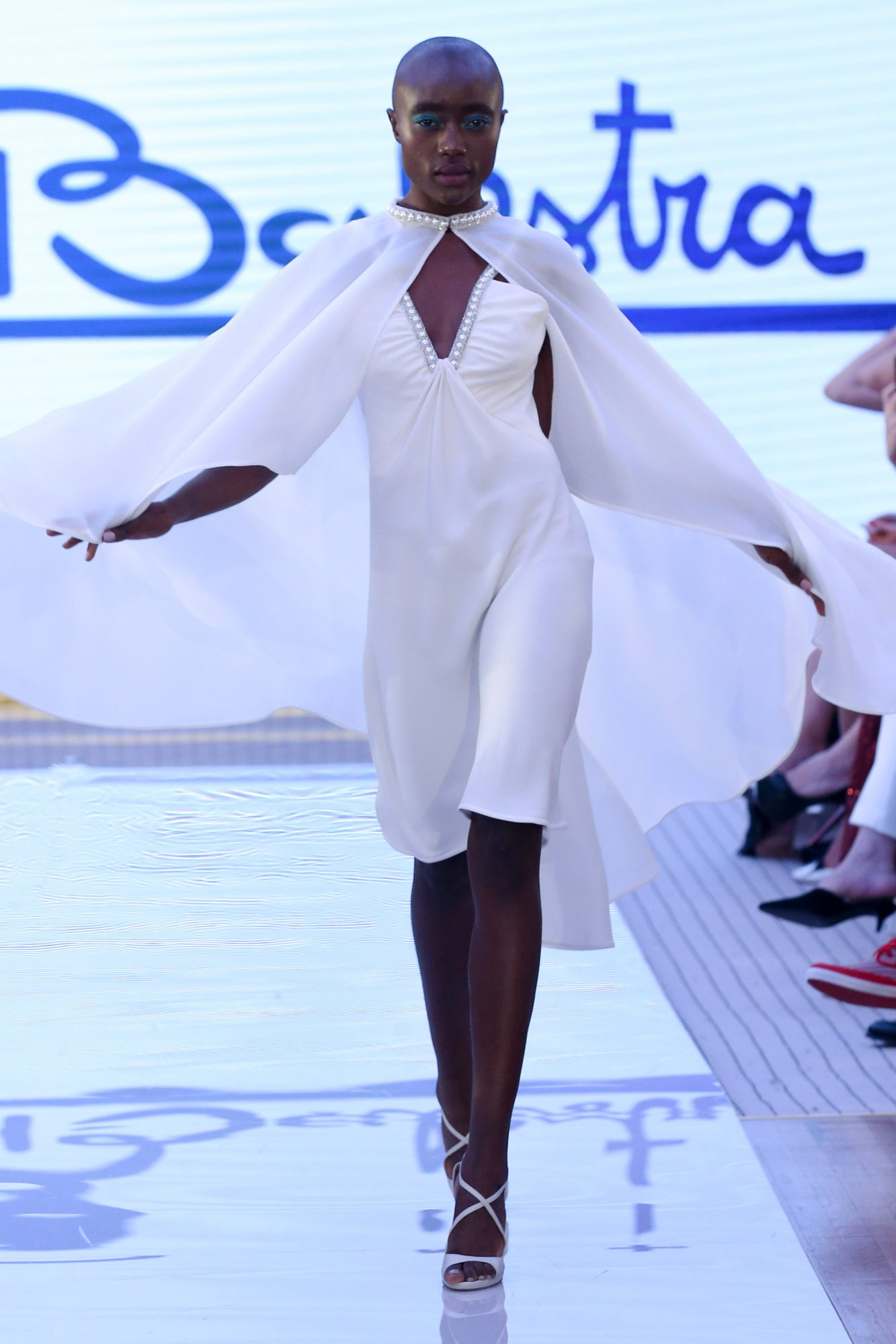 Renato Balestra
Resort Fall Winter 2018 Collection
Dubai Fashion Week
