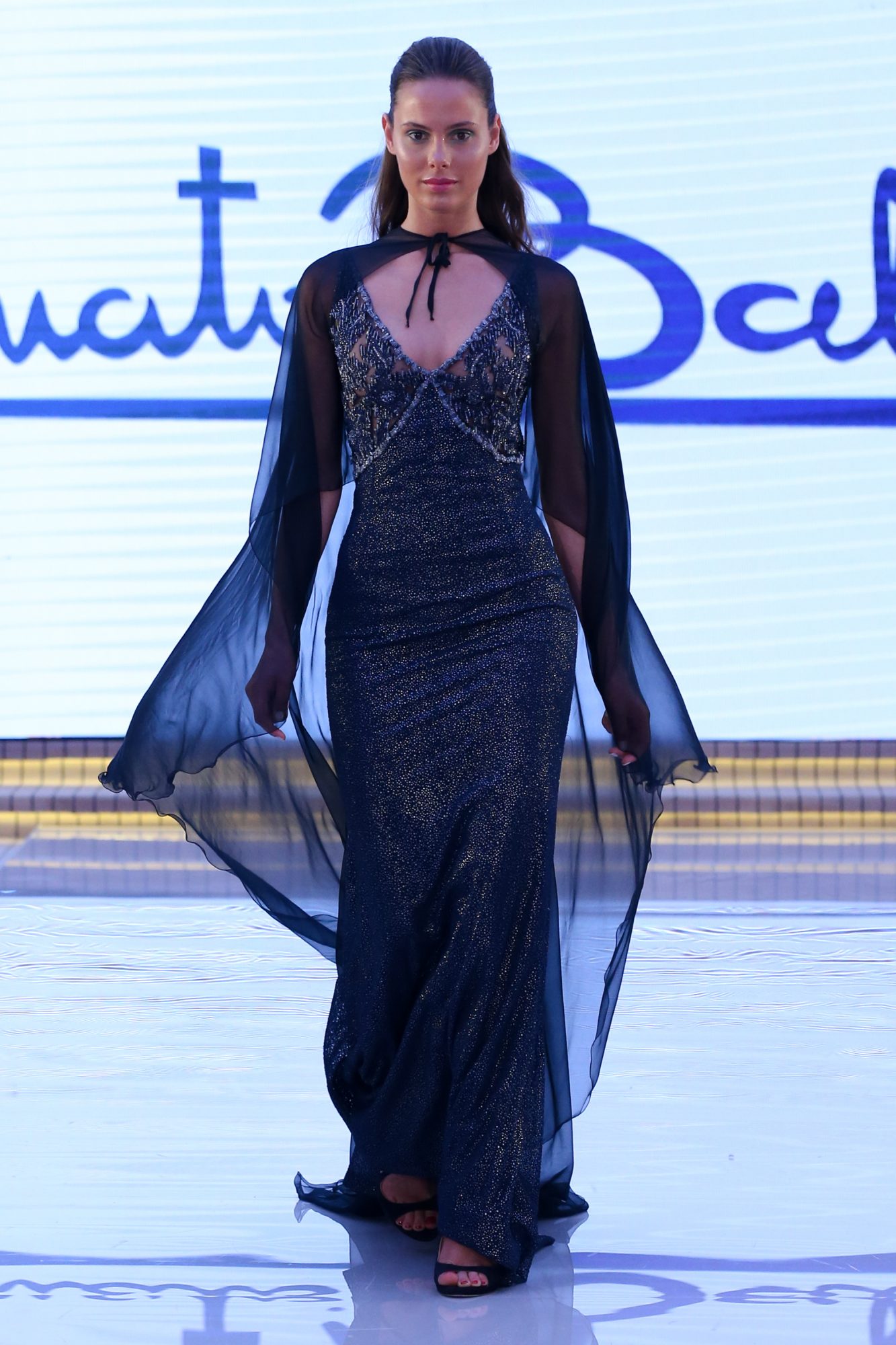 Renato Balestra
Resort Fall Winter 2018 Collection
Dubai Fashion Week
