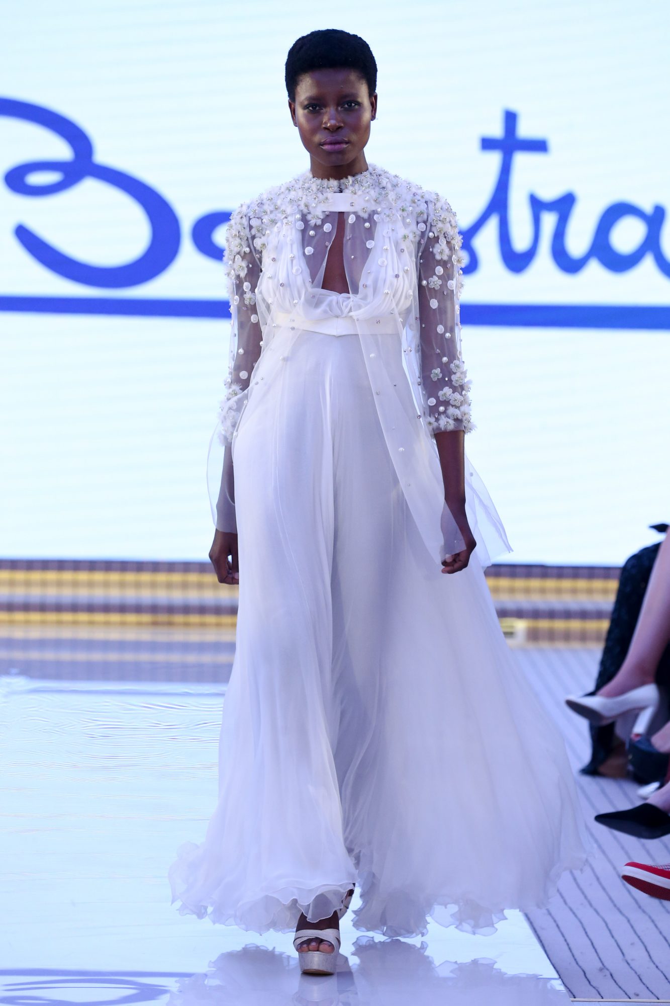 Renato Balestra
Resort Fall Winter 2018 Collection
Dubai Fashion Week