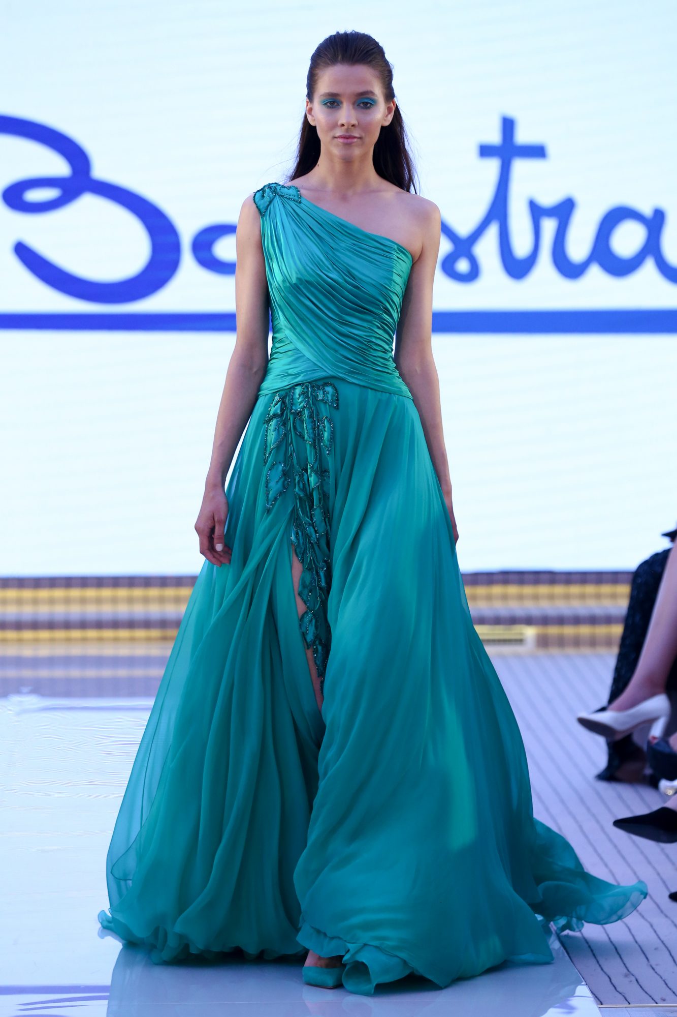 Renato Balestra
Resort Fall Winter 2018 Collection
Dubai Fashion Week