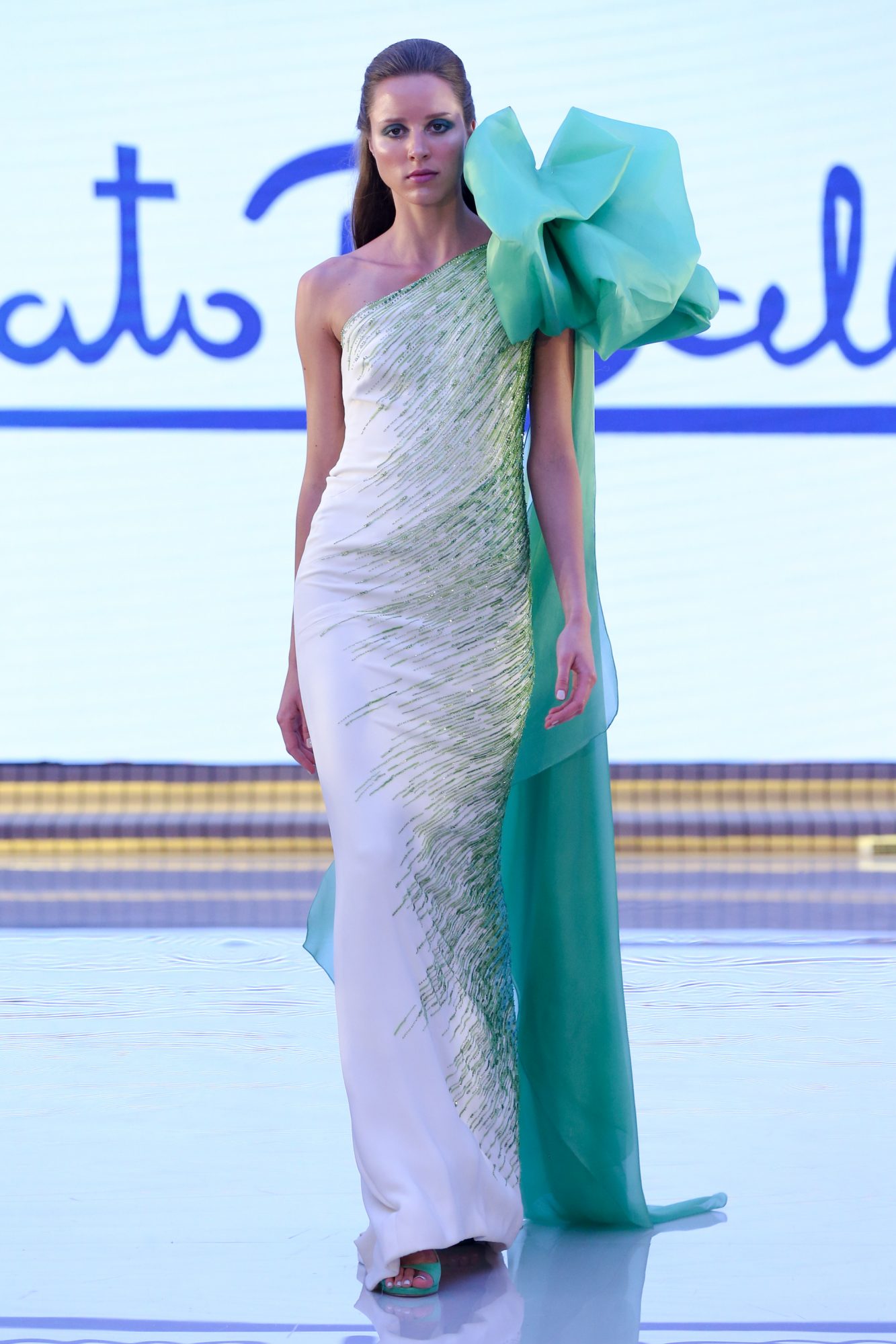 Renato Balestra
Resort Fall Winter 2018 Collection
Dubai Fashion Week