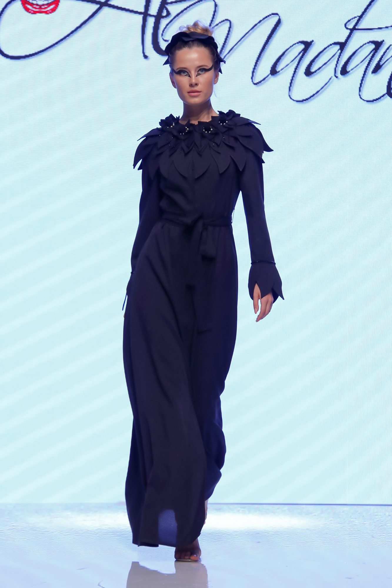 Sara Al Madani Resort 2020 Collection Arab Fashion Week in Dubai