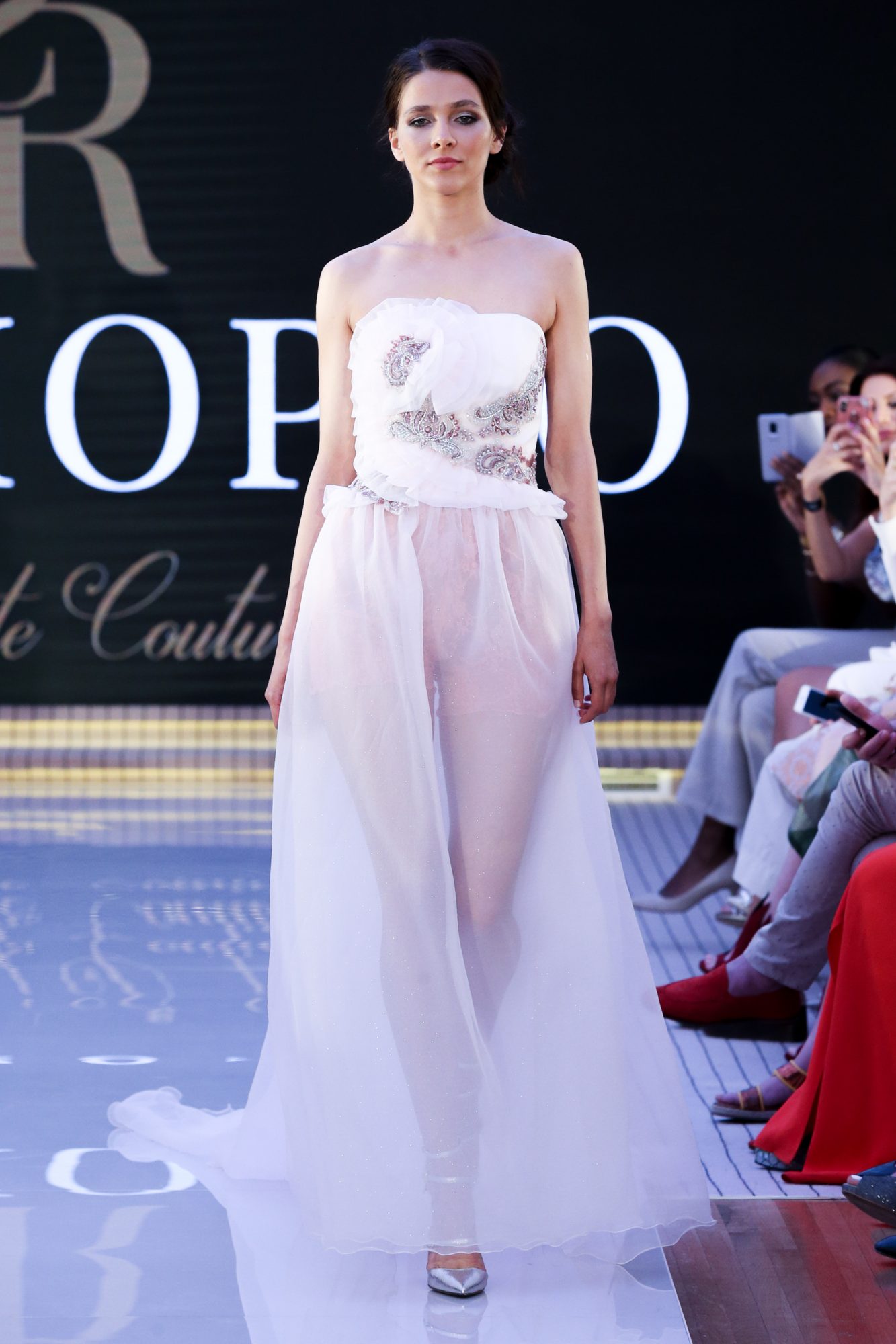 Simone Racioppo
Ready Couture Fall Winter 2018 Collection
Dubai Fashion Week
