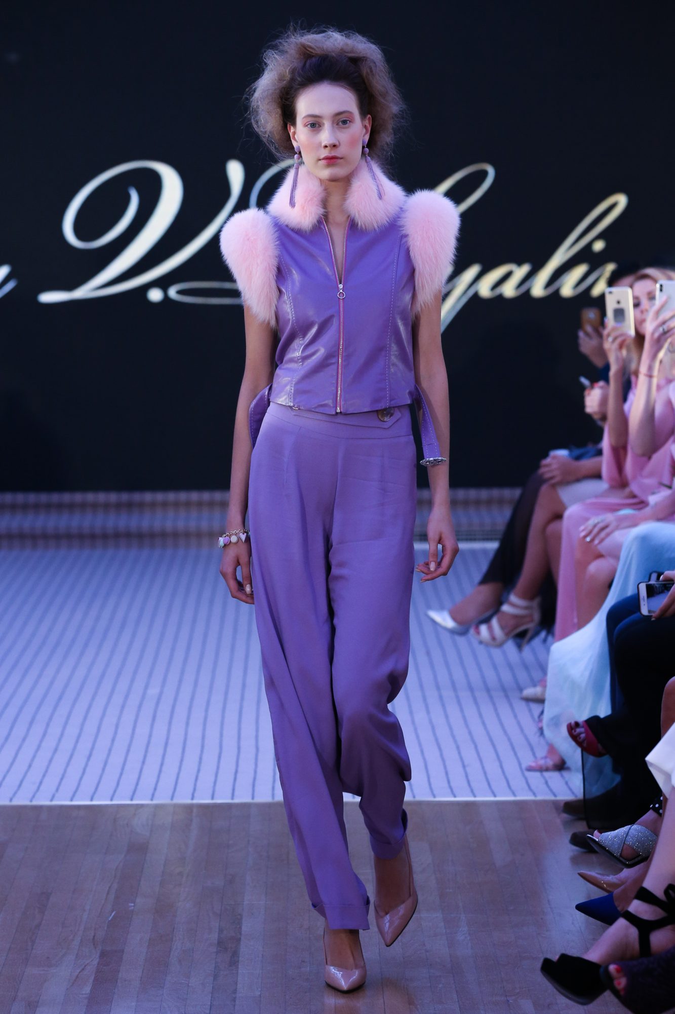Tatiana V.Lyalina
Resort Fall Winter 2018 Collection
Dubai Fashion Week
