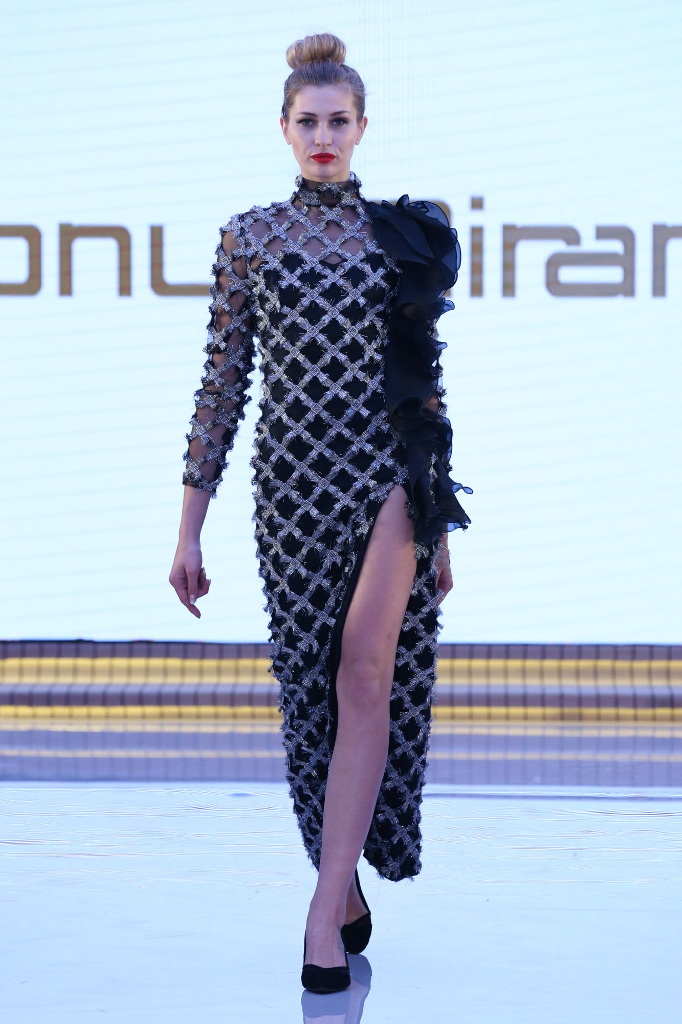Tony Miranda
Resort Fall Winter 2018 Collection
Dubai Fashion Week