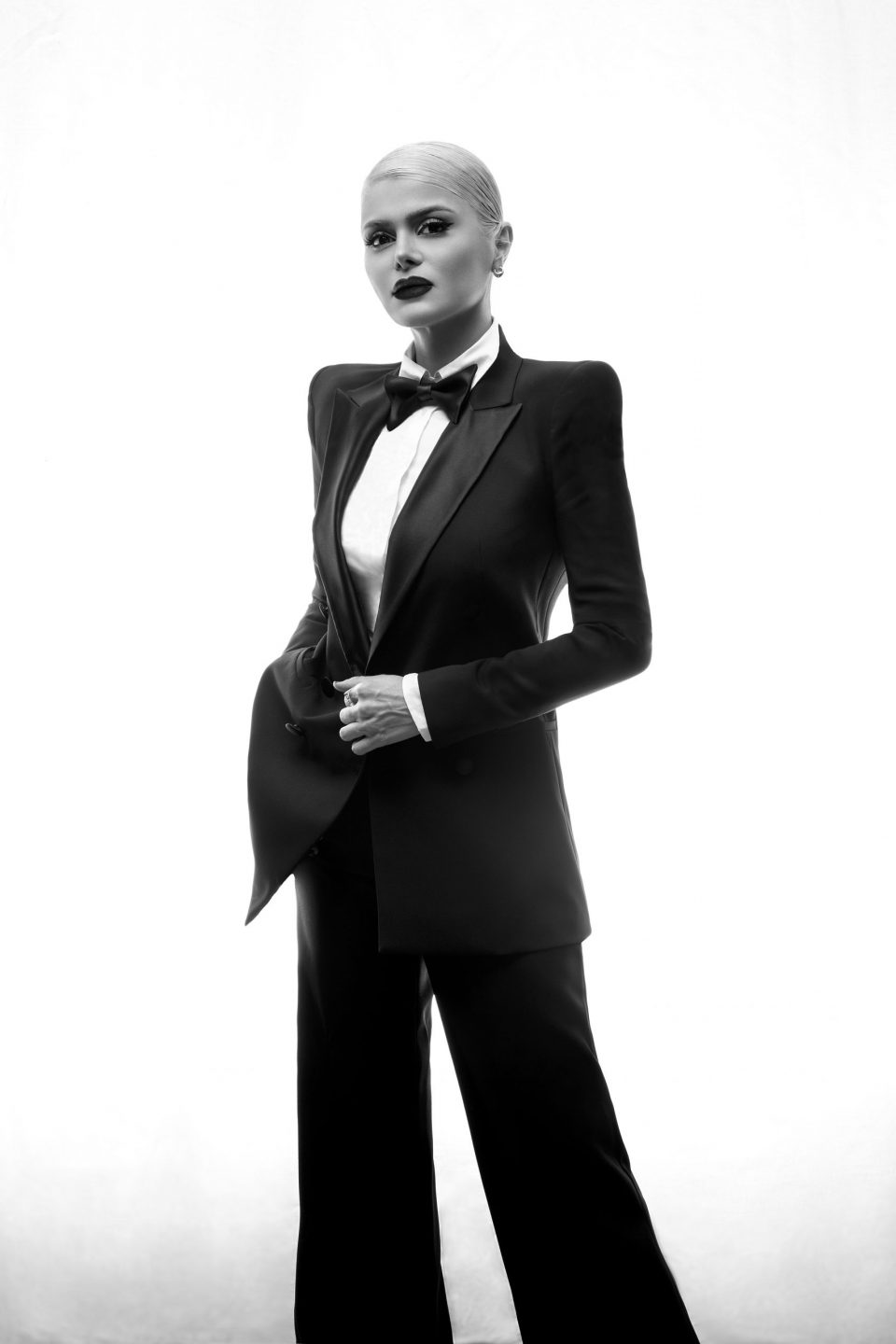YAS QUEEN PORTRAIT