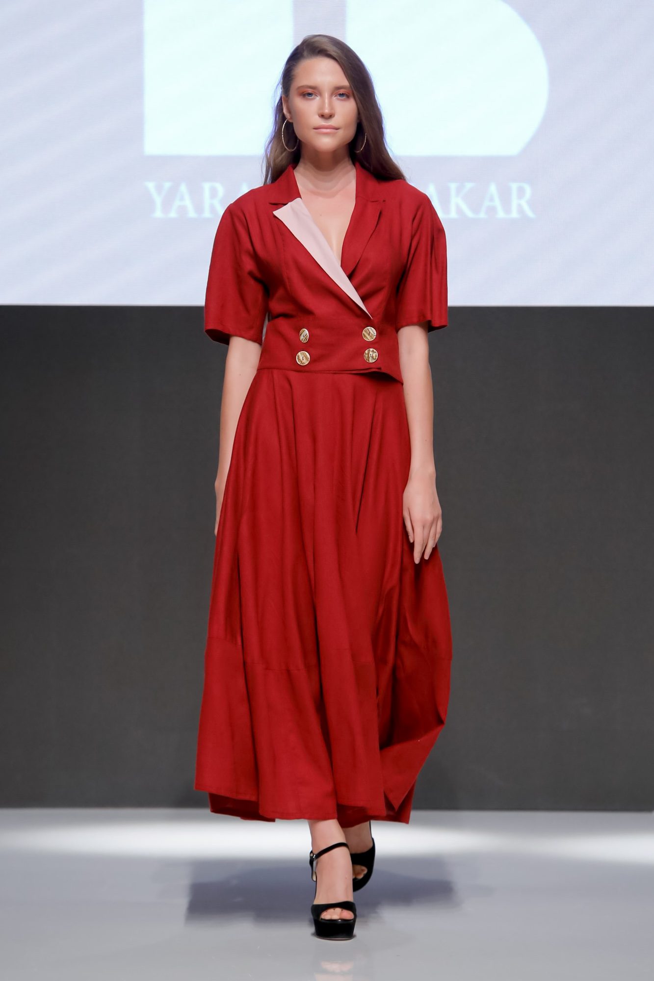 Yara Bin Shakar Resort 2020 Collection Arab Fashion Week in Dubai
